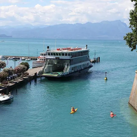 Bell'arrivo By Dori Peschiera del Garda