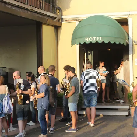 Bell'arrivo By Dori Hotel 3*