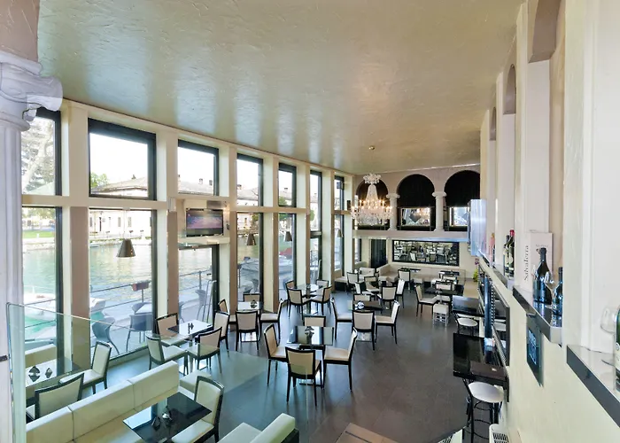 Ξενοδοχείο Bell'arrivo By Dori Πεσκιέρα ντελ Γκάρντα