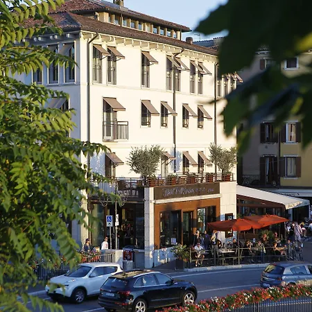 Bell'arrivo By Dori Πεσκιέρα ντελ Γκάρντα