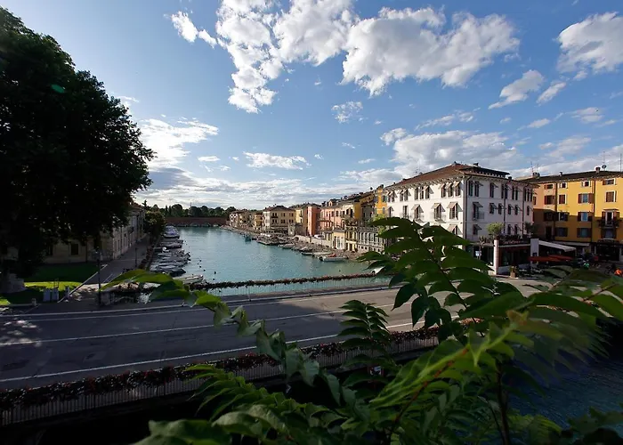 Bell'arrivo By Dori Hotel 3*